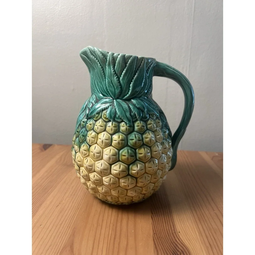 N/A vintage pineapple